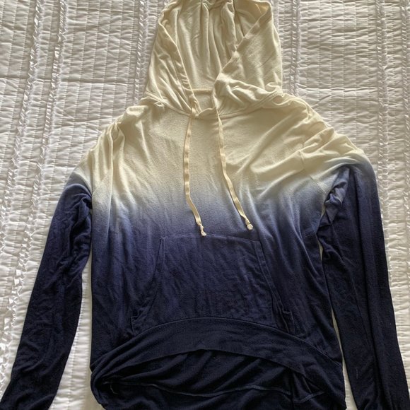 Brandy Melville Ombre Hoodie - Picture 2 of 5